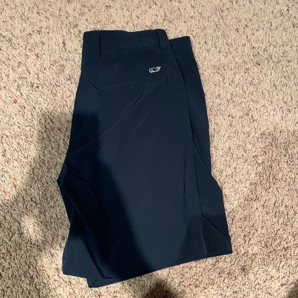 Vineyard Vines shorts